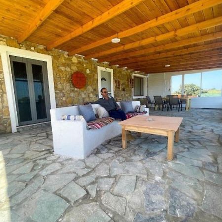 Kenny'S Villa Мастіхарі Екстер'єр фото