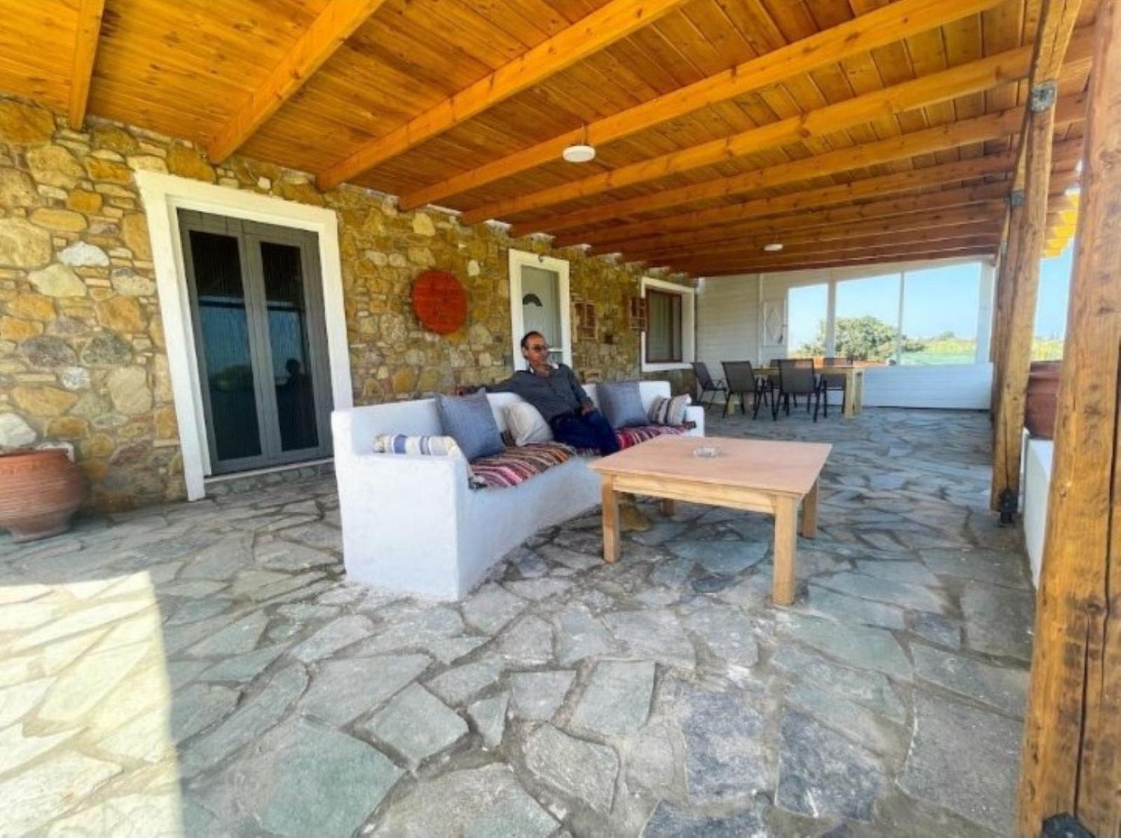 Kenny'S Villa Мастіхарі Екстер'єр фото